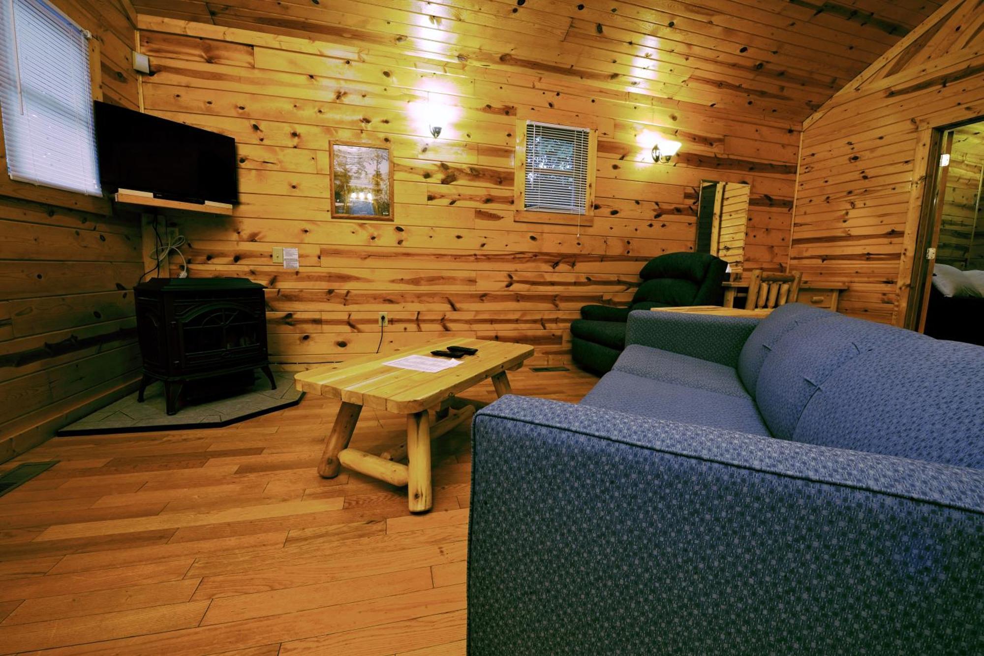 The Cabins At Pine Haven - Beckley Beaver المظهر الخارجي الصورة